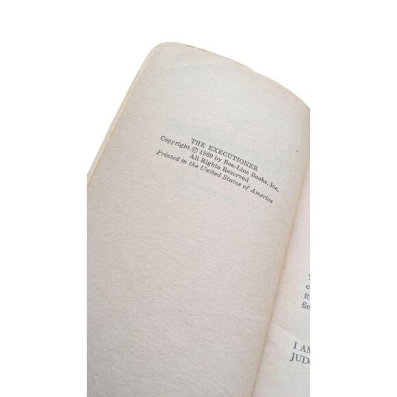 The Executioner 1 & 2 By Don Pendleton 1969-1971 Death Squad War Against Mafia - Picture 6 of 6